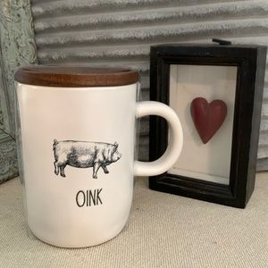 NEW RAE DUNN OINK MUG WITH WOODEN LID